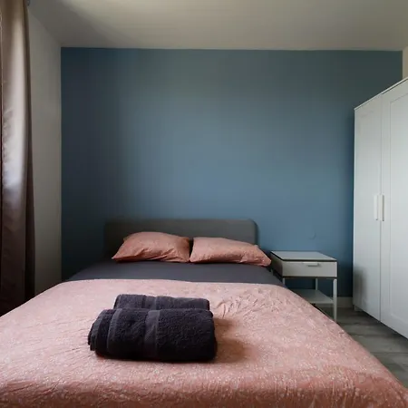 Le Beaulieu * 4 * 8pers * Clim * Parking * Balcon דירה *