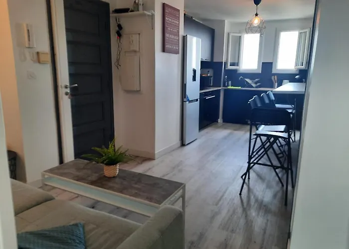 Le Beaulieu * 4 * 8pers * Clim * Parking * Balcon