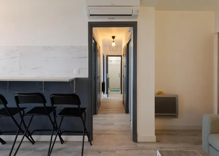 Le Beaulieu * 4 * 8pers * Clim * Parking * Balcon Διαμέρισμα *