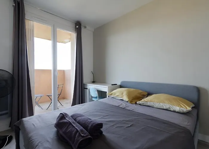 Διαμέρισμα Le Beaulieu * 4 * 8pers * Clim * Parking * Balcon